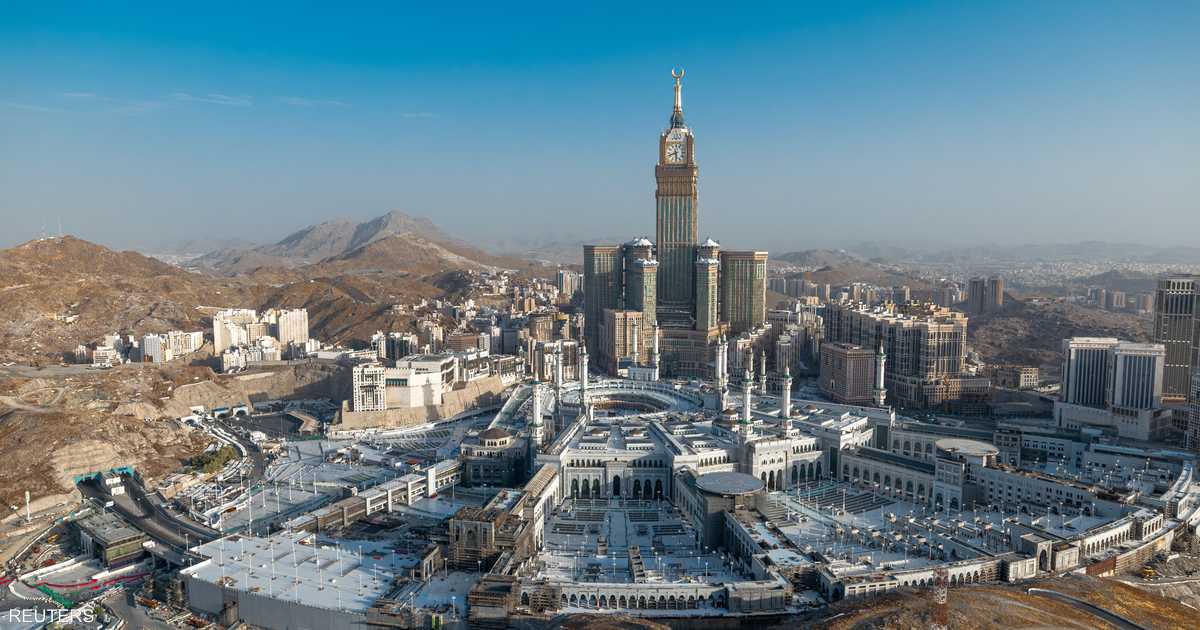 فيديو..  العالم نيوزتسلل عشرات الحجاج إلى مكة عبر الصحراء